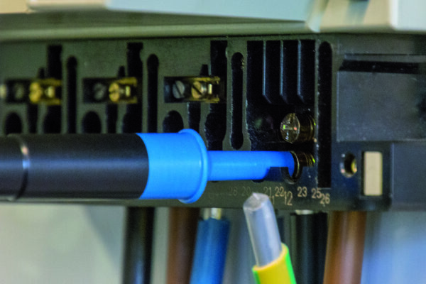 Federnde Führungshülse 5,5 x 1,0 x 8 ( weiß) – Bild 2